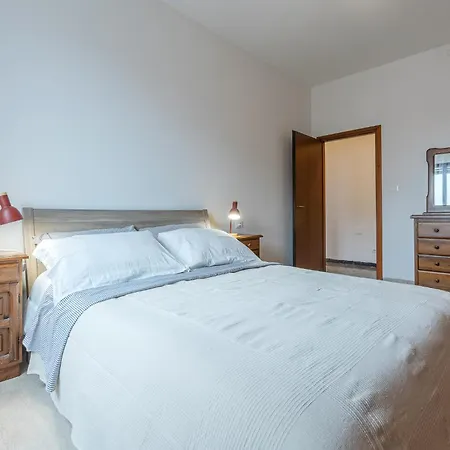 Guesthost - Roomy Near Unibo & Porta San Donato *