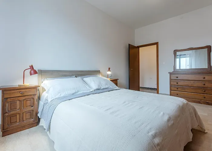 Guesthost - Roomy Near Unibo & Porta San Donato *