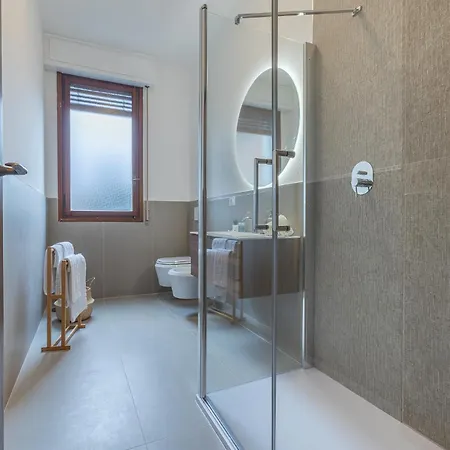 Guesthost - Roomy Near Unibo & Porta San Donato Διαμέρισμα Μπολόνια
